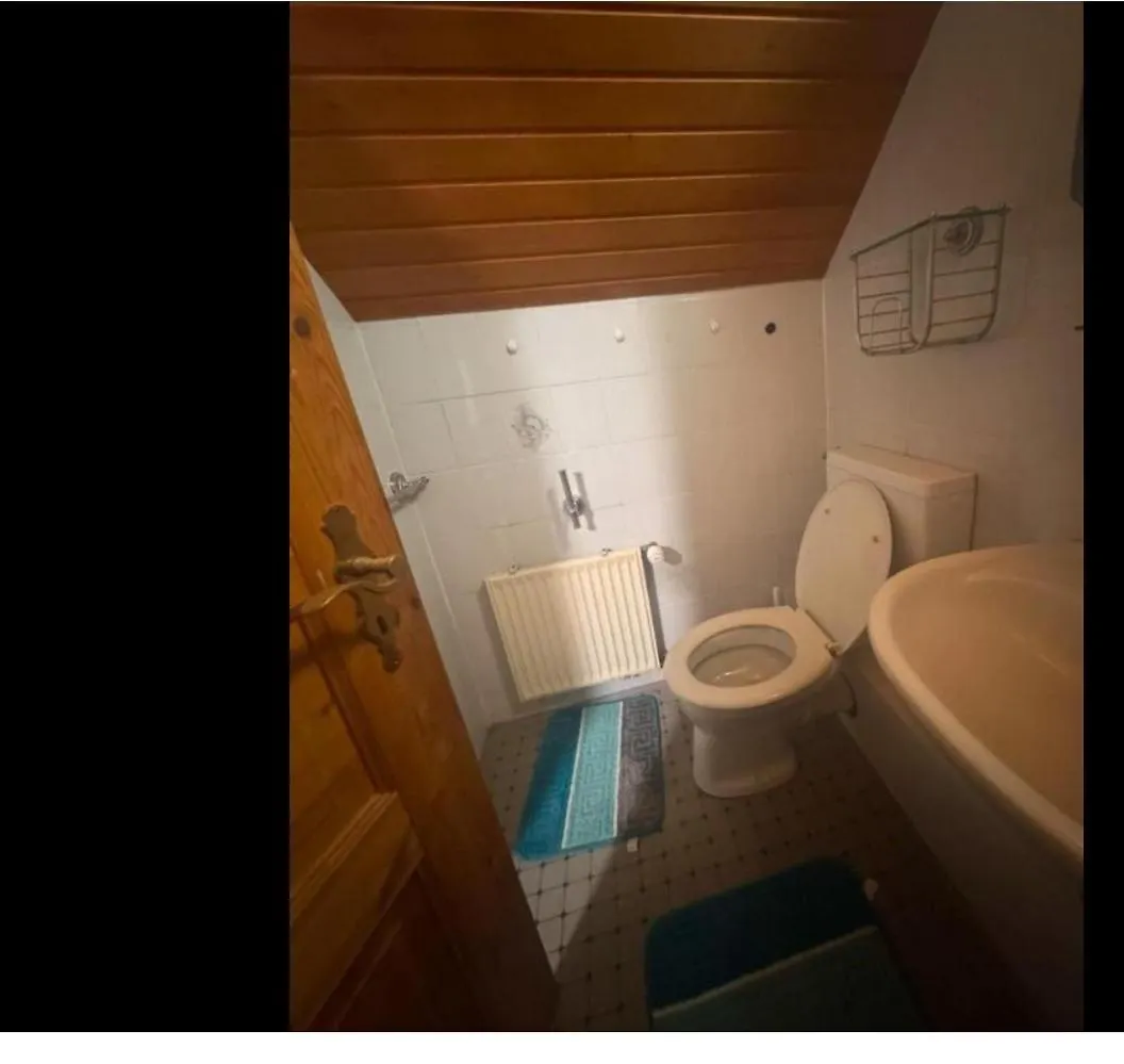 Grosse Wohnung In Koeln Mit 2 Badezimmer 0*, كولونيا