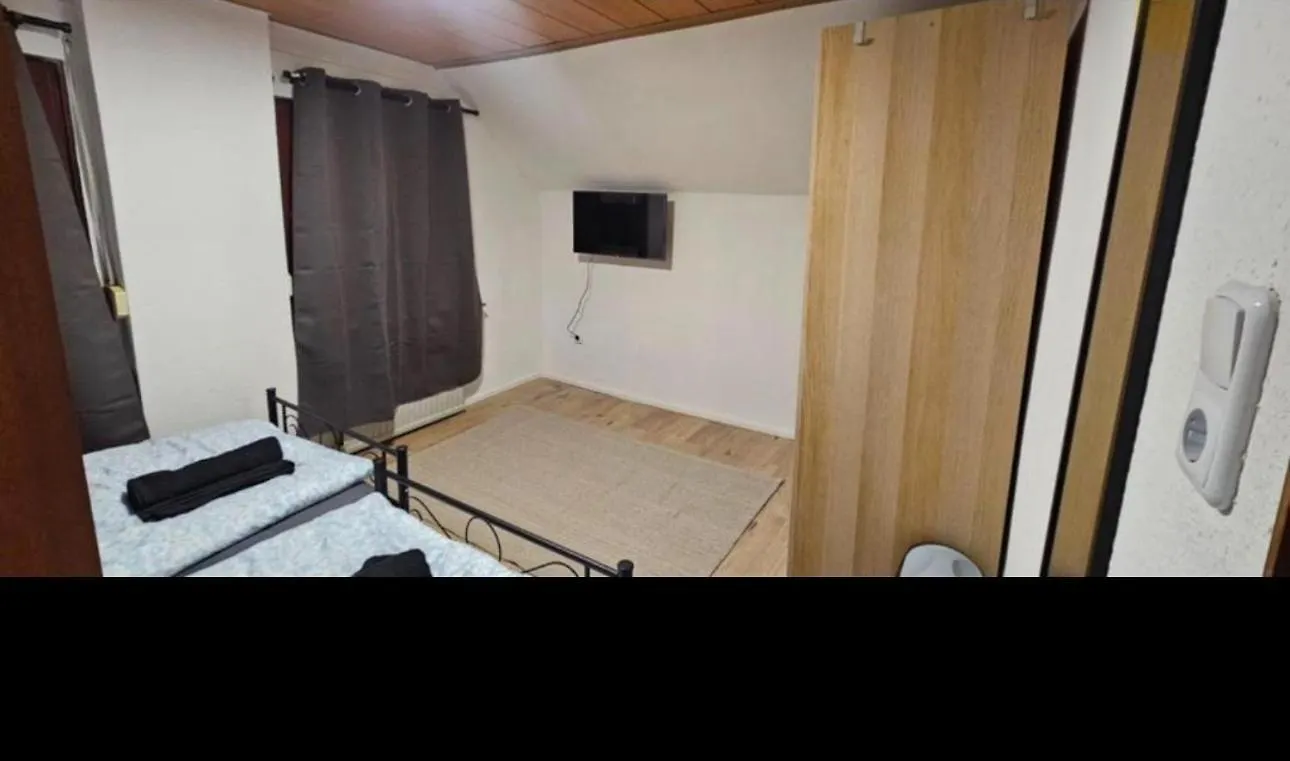 Grosse Wohnung In Koeln Mit 2 Badezimmer 0*, Kolín nad Rýnem Německo